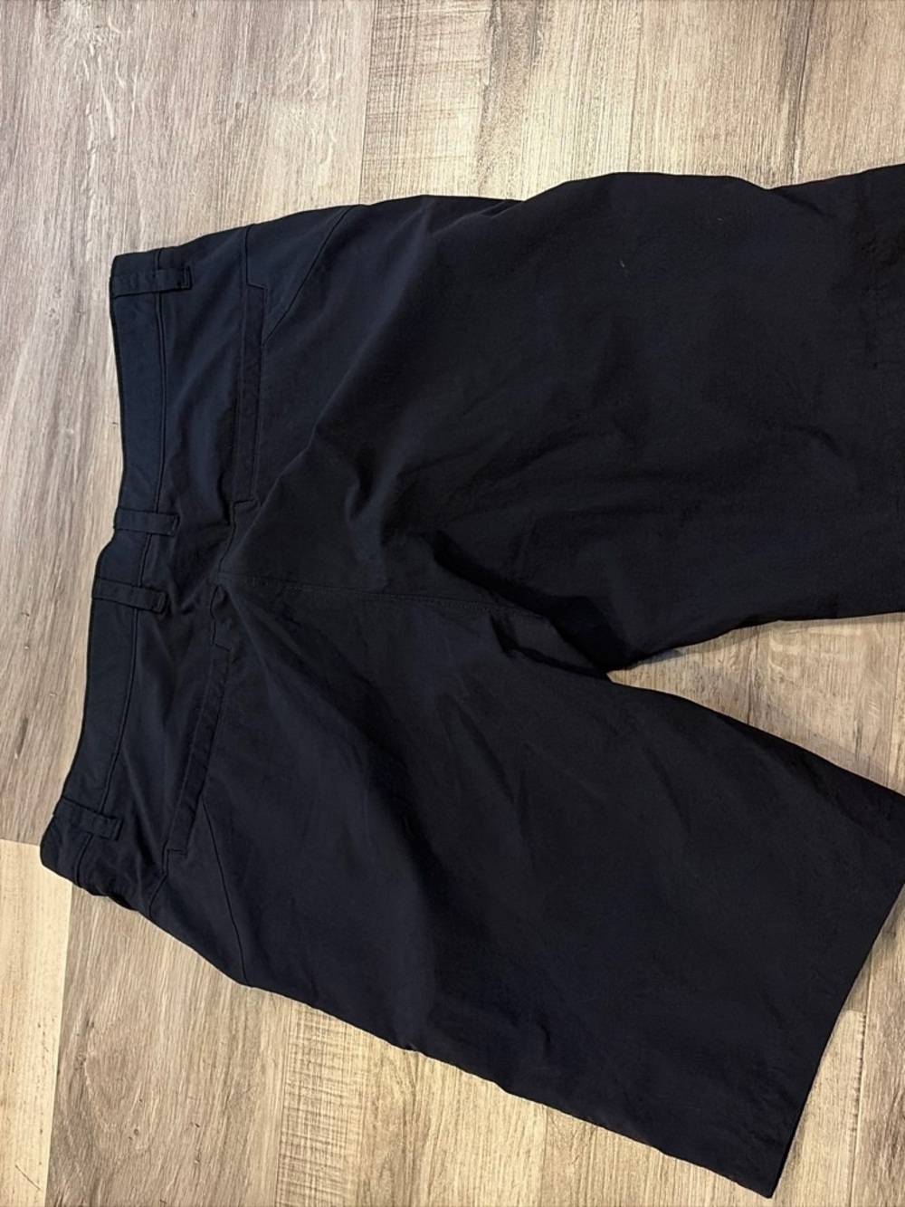 Oakley Black Men's Athletic Shorts with Subtle Logo - Picture 4 of 4